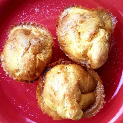 https://www.airfryerchick.com/wp-content/uploads/2021/11/Air-Fried-Cornbread-Muffins2-e1636999729487-400x400.jpg.webp